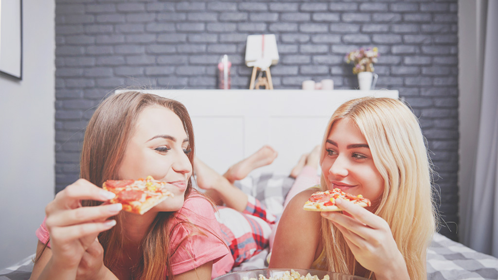 alimentazione-e-sonno Disturbi del sonno e alimentazione: sono davvero due temi collegati?