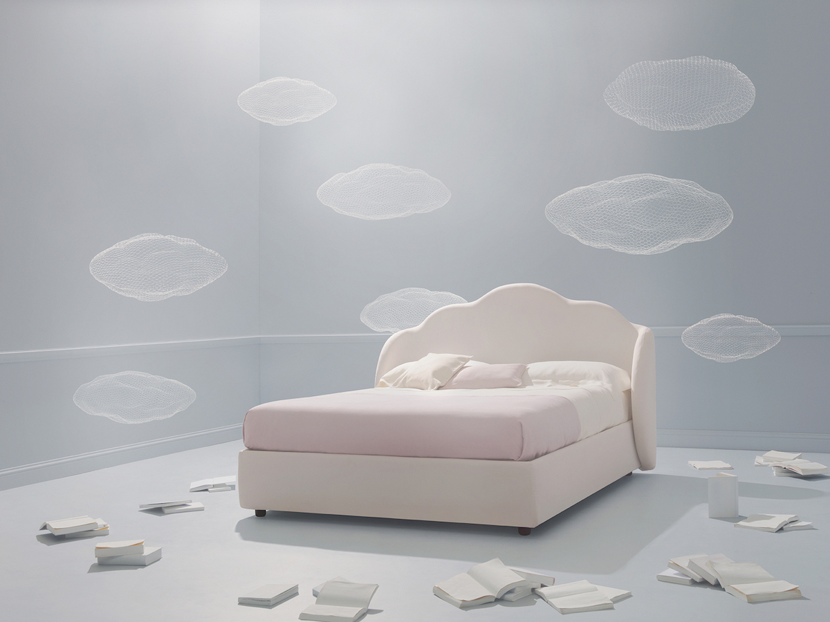 Nuvola, uno dei letti di design una fiaba perdormire